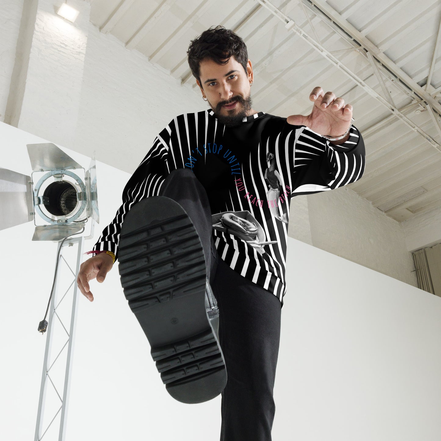 La Beachy Day Unisex Crewneck