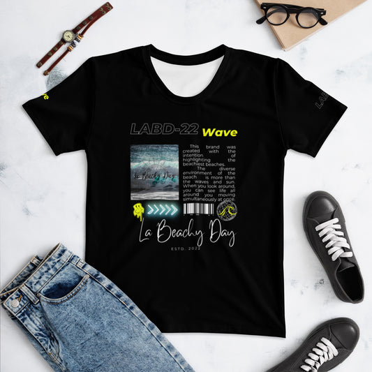 La Beachy Day Women's T-shirt